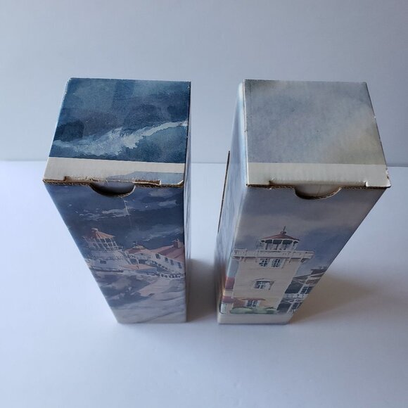 Lighthouse Wine Cardboard Gift Boxes (set of 2) - Picture 5 of 7